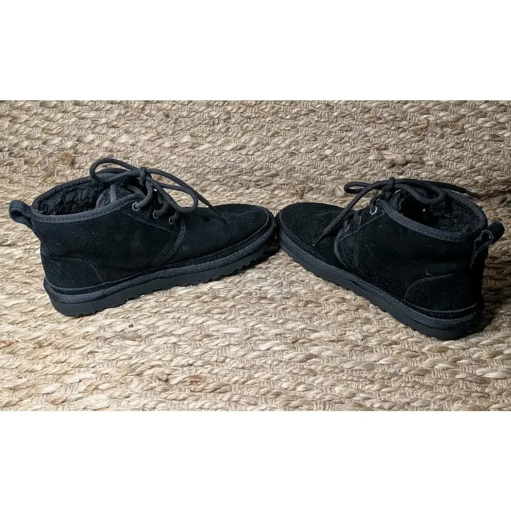 UGG KIDS BLACK NEUMEL CLASSIC SUEDE BOOTS BOYS 6 CASUAL SCHOOL